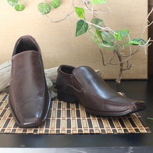Men's dress shoes